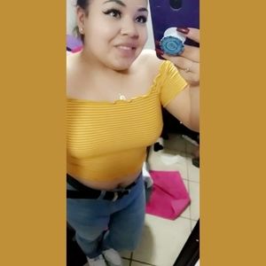 Meet your Posher, Amelia